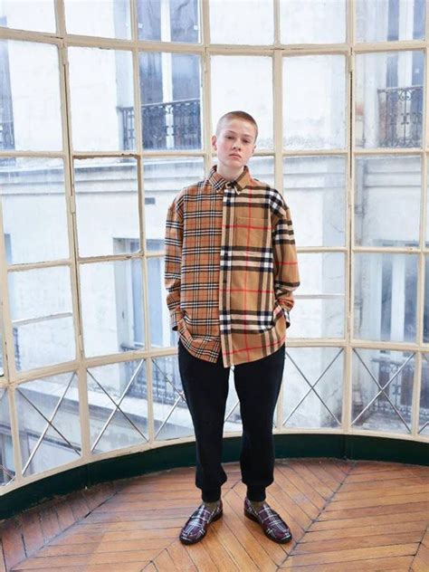 gosha burberry flannel shirt|Gosha Rubchinskiy x Burberry Fall/Winter 2018 .